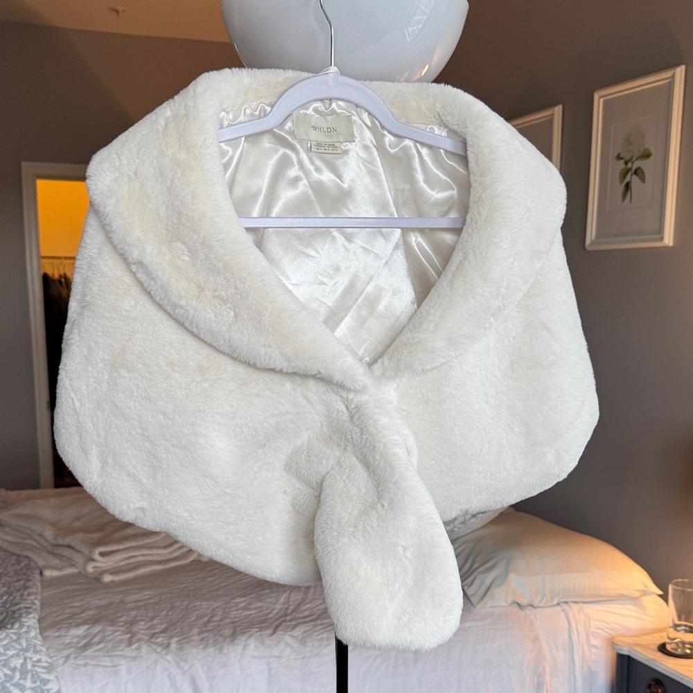 BHLDN Maxime Satin Lined Ivory Faux Fur Wrap